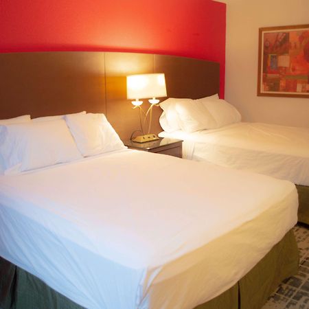 מלון Baymont By Wyndham Ferndale/Royal Oak מראה חיצוני תמונה