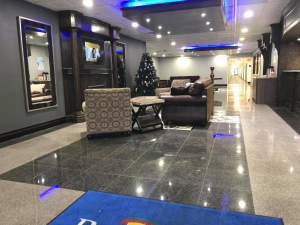 מלון Baymont By Wyndham Ferndale/Royal Oak מראה חיצוני תמונה
